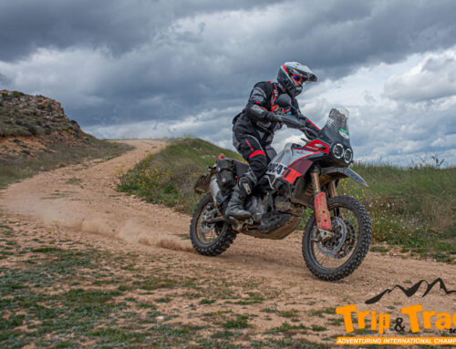 Prueba a fondo de la Ducati DesertX Rally: ¿Vale la pena pagar 5.000€ más que la standard?